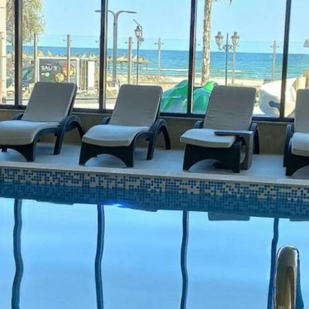 Alezzi Beach Vibe Family Studio With Spa Piscina Interioara Incalzita Sauna Jacuzzi Gym Năvodari Eksteriør bilde