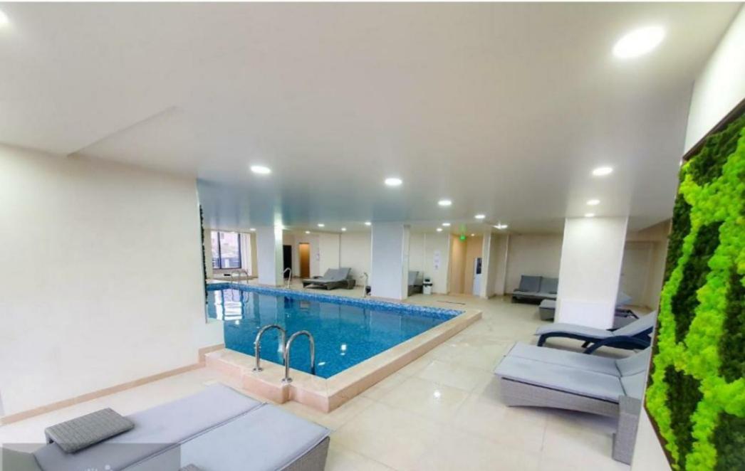 Alezzi Beach Vibe Family Studio With Spa Piscina Interioara Incalzita Sauna Jacuzzi Gym Năvodari Eksteriør bilde